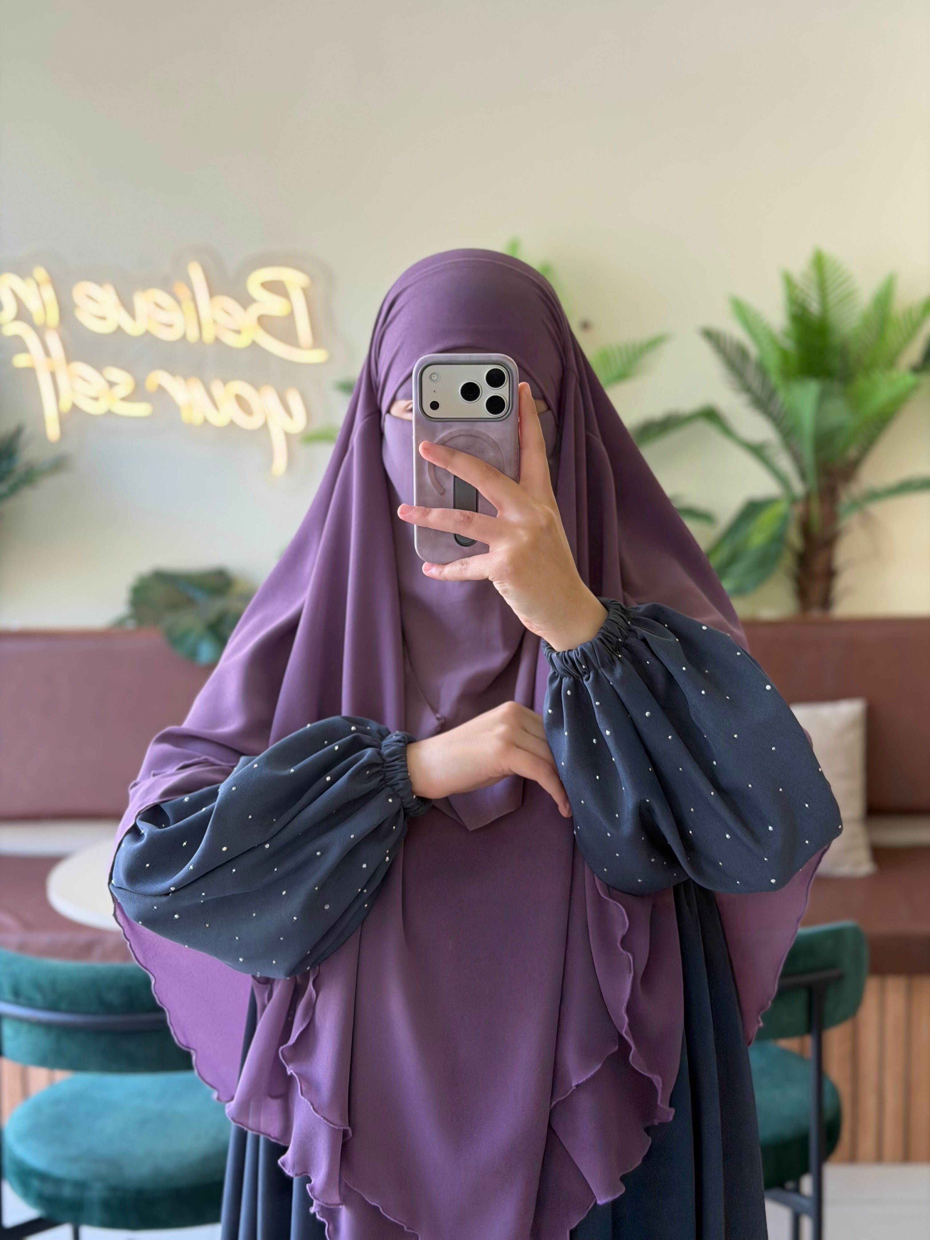فستان منتصف الليل