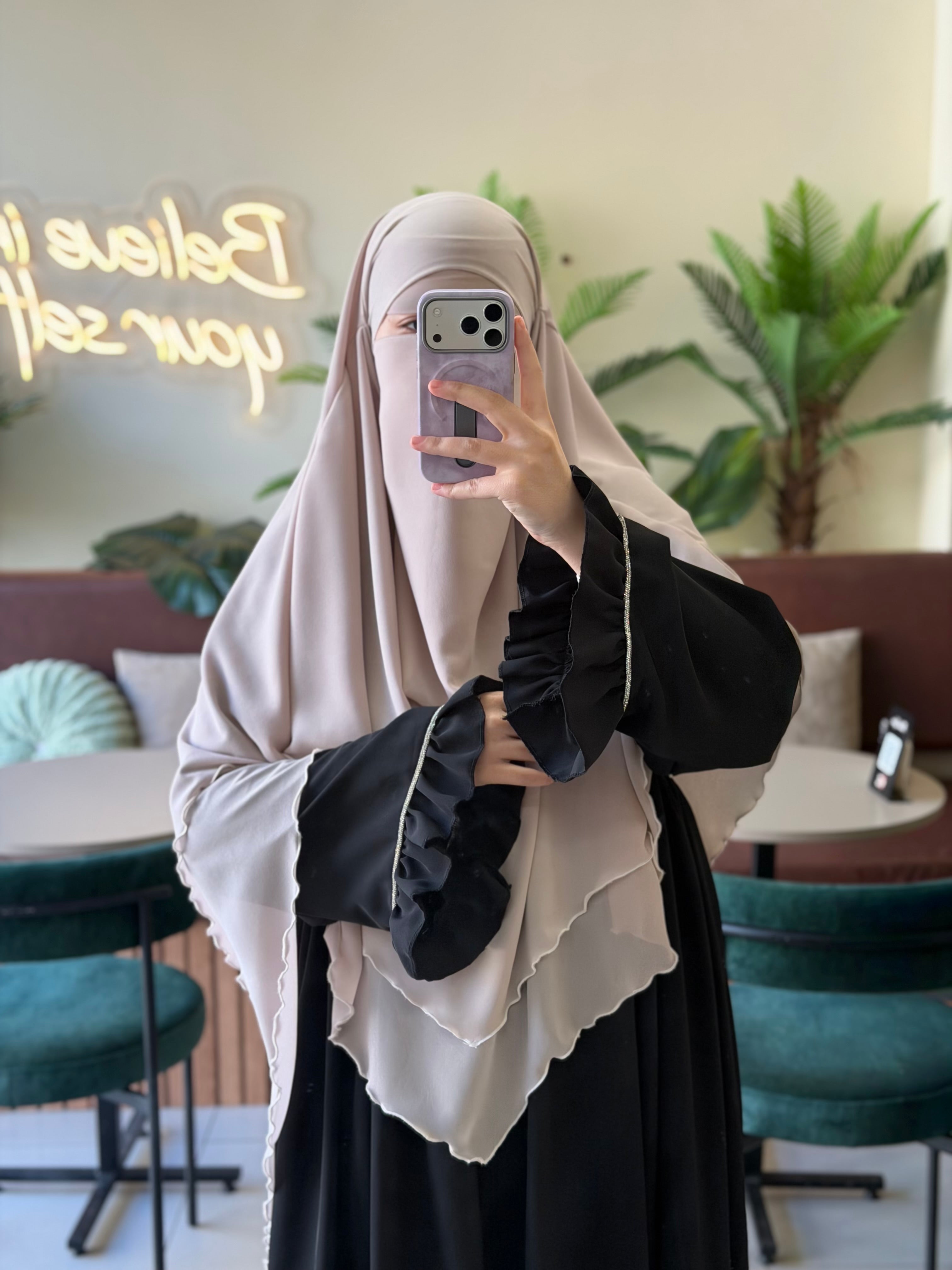 فستان الفضة