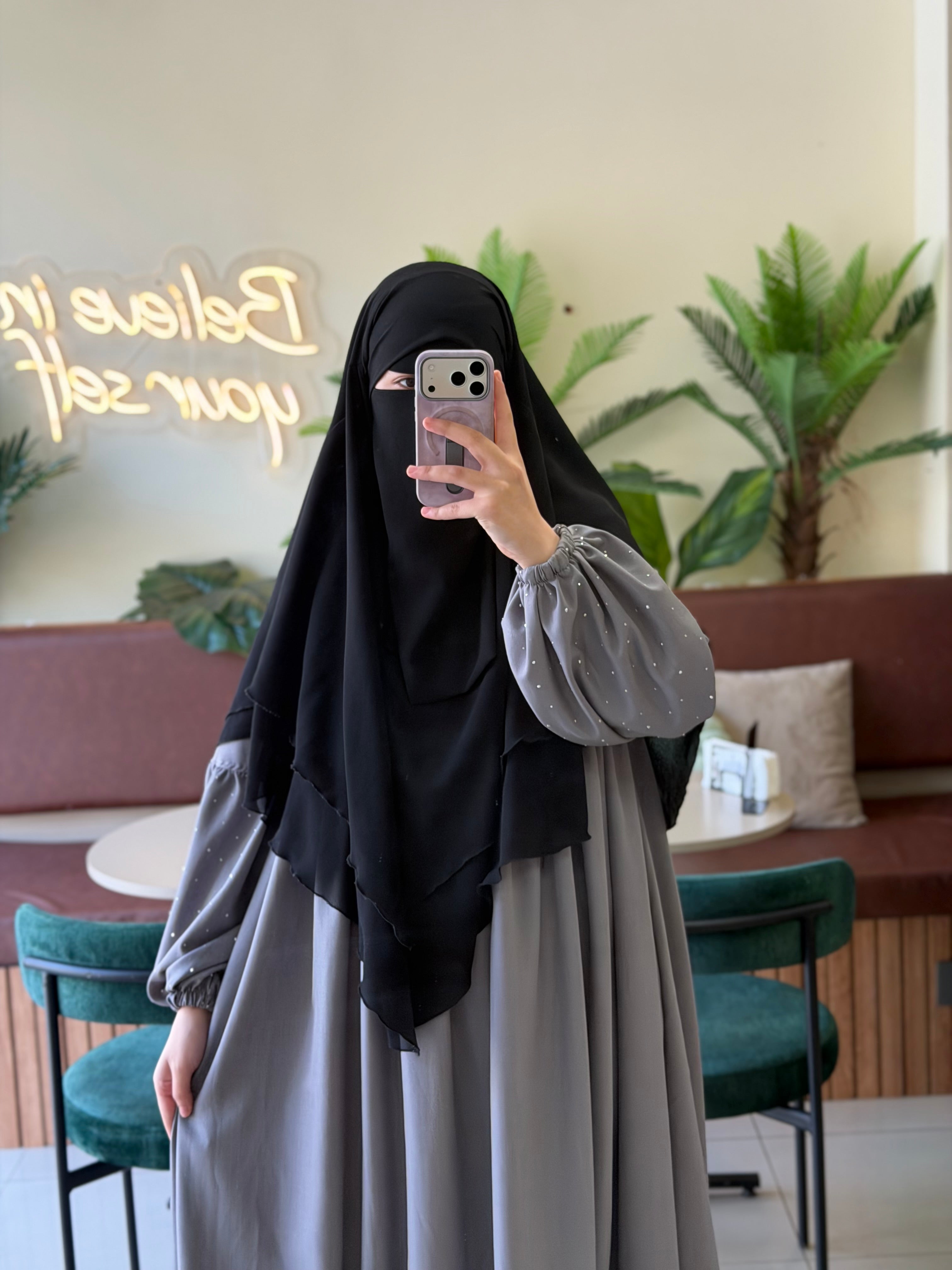 فستان منتصف الليل