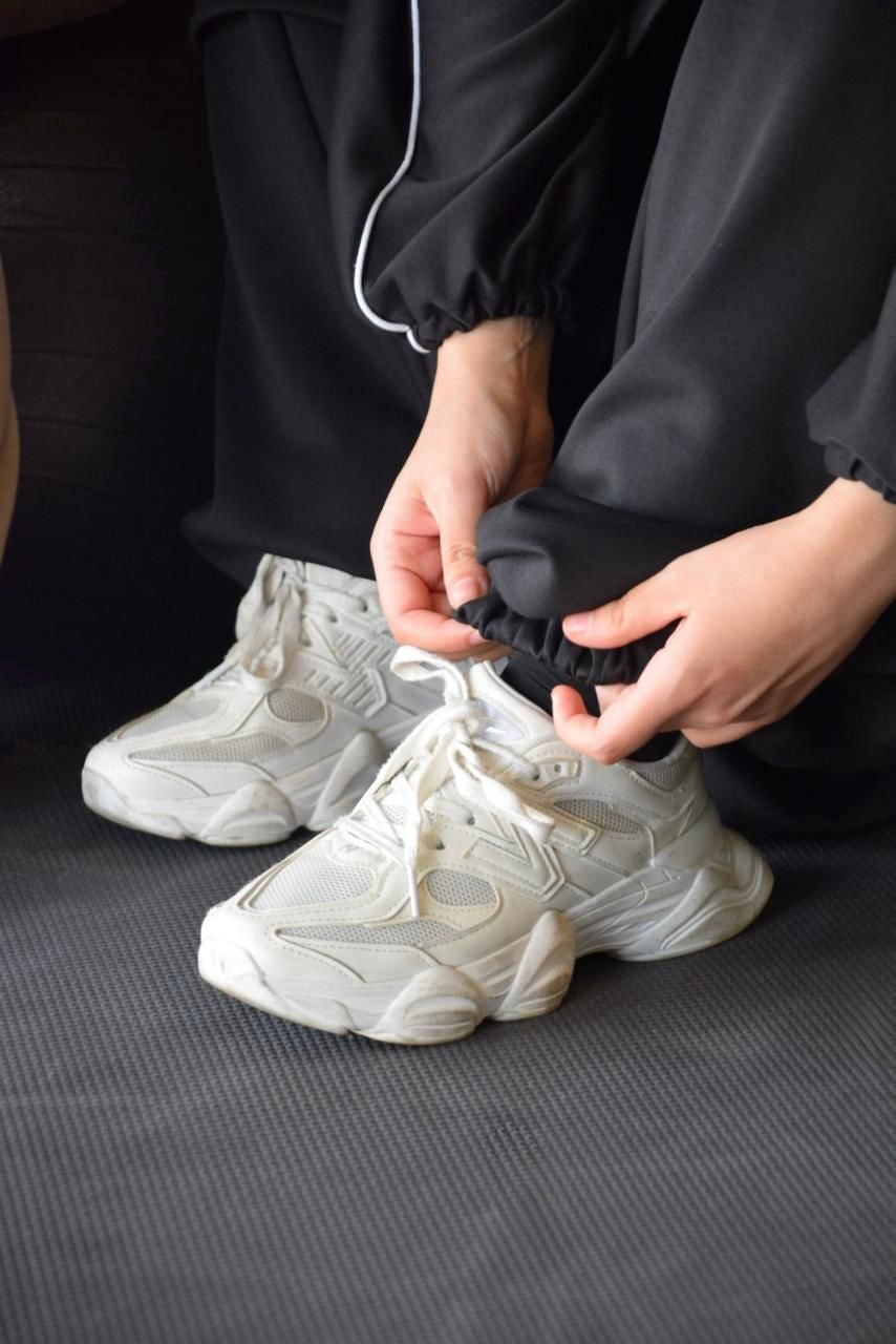 طقم رياضة she moves oysho