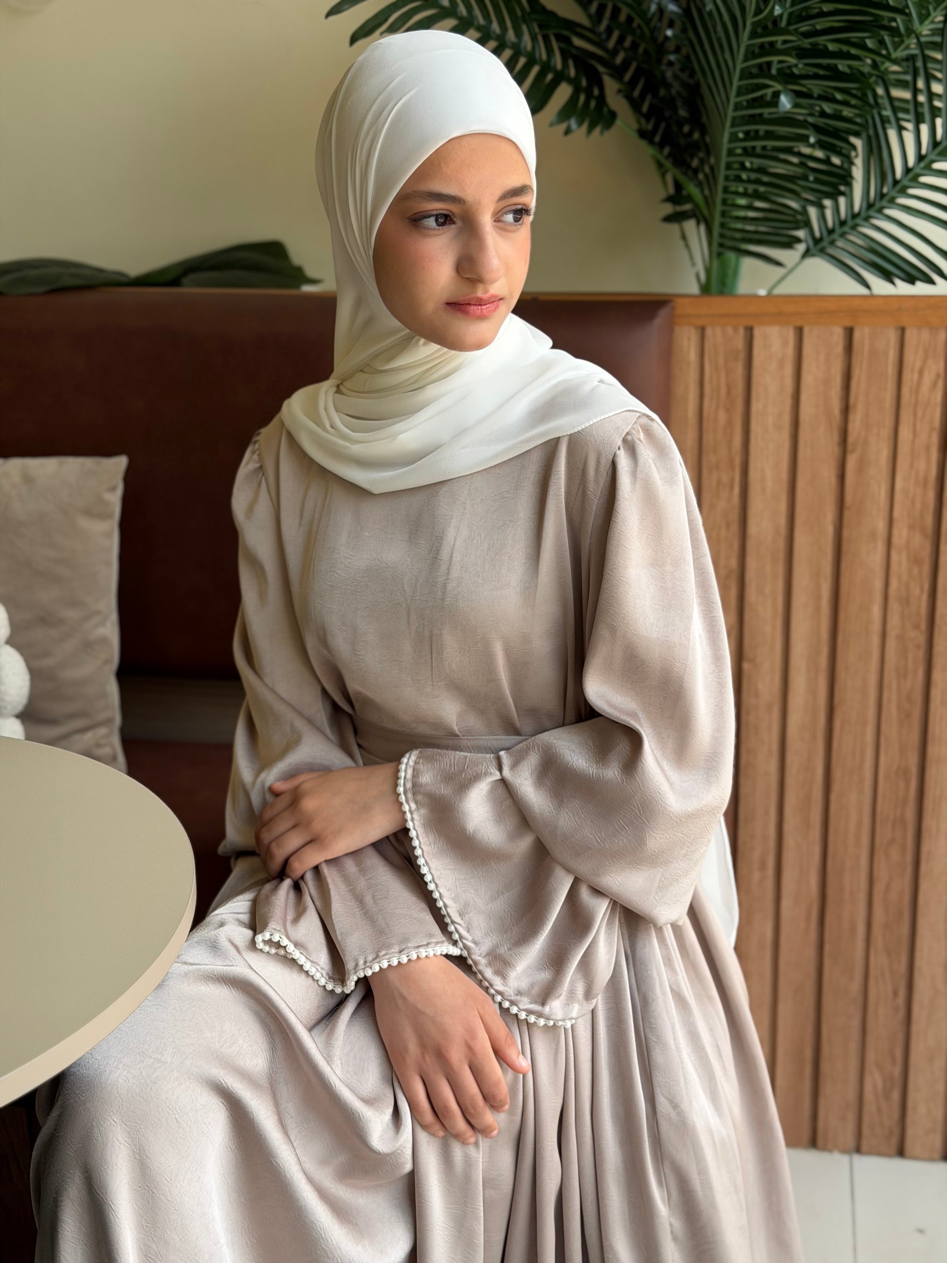 فستان ستان