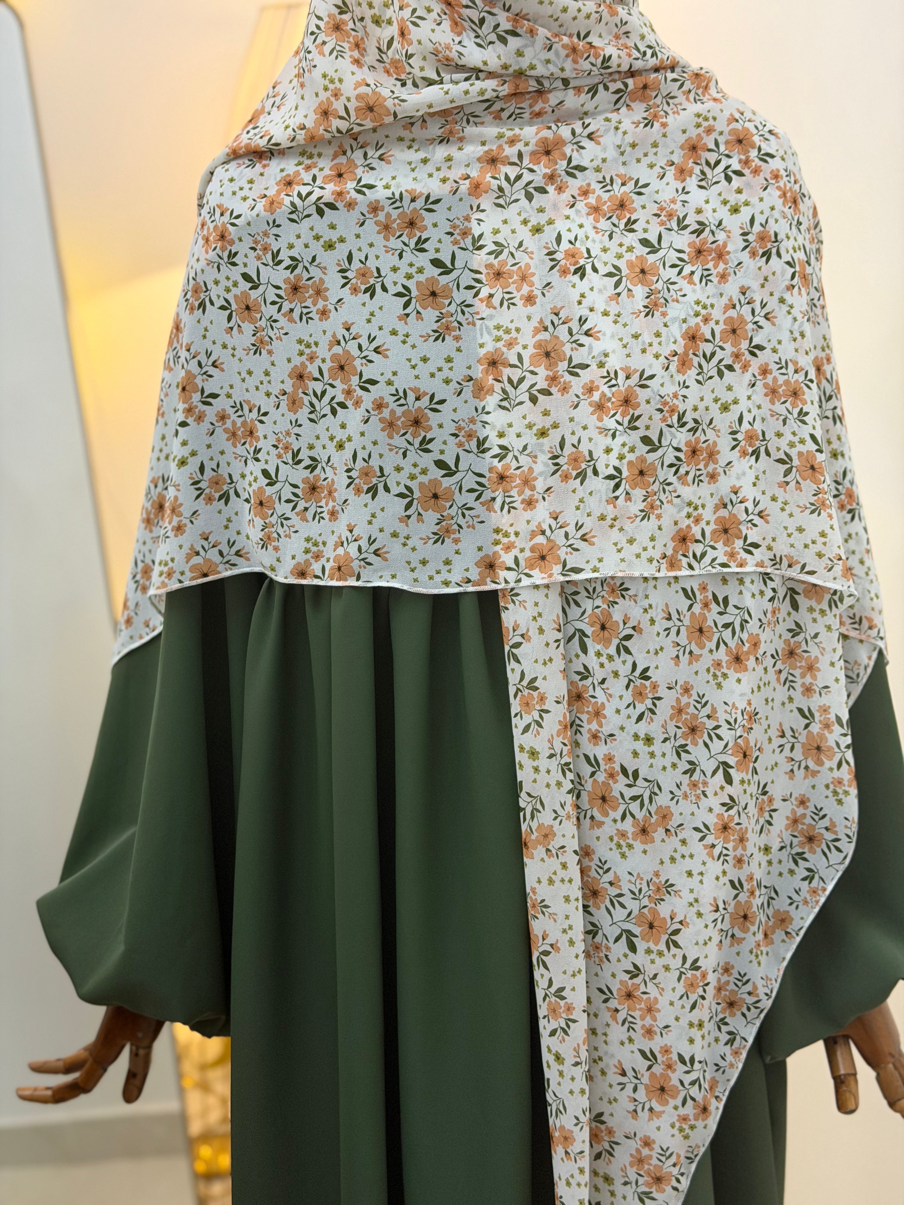 حجاب مربع (إيشارب)