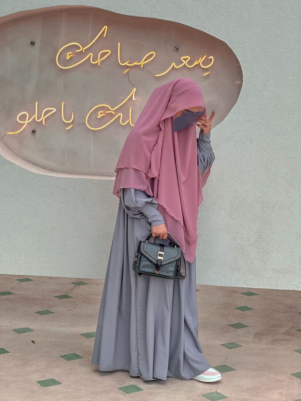 التقوى خمار طبقتين مثلث (لارج)